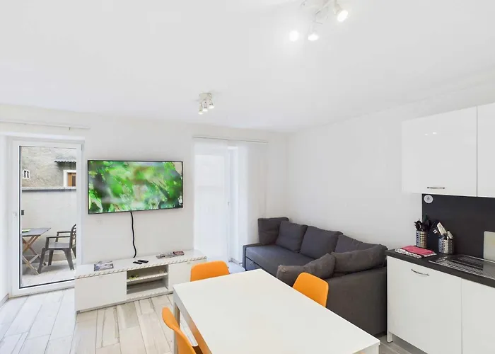 Sonvico Court House Charming Lodge In Lugano
